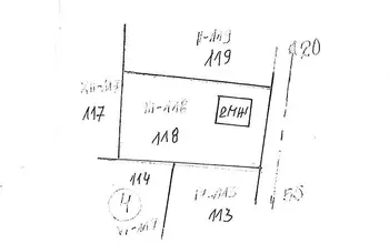 Auction image House