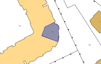Auction image 2 bed flat