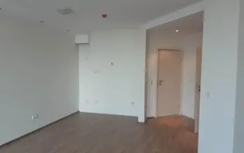 Auction image 1 bed flat