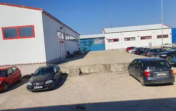 Auction image Factory, Manufacturing