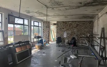 Auction image Бизнес/търговски имот
