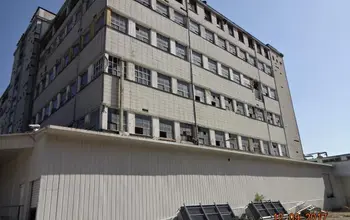 Auction image Factory, Manufacturing