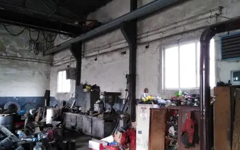 Auction image Factory, Manufacturing