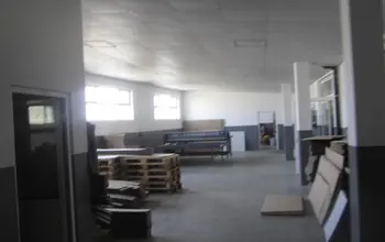 Auction image Factory, Manufacturing