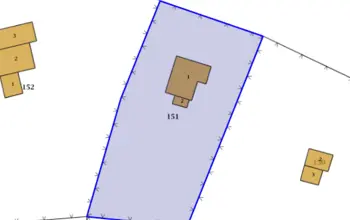 Auction image House