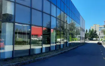 Auction image Business property