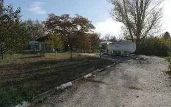 Auction image Petrol station