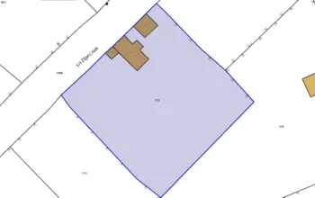 Auction image House