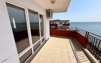 Auction image 2 bed flat