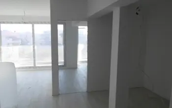Auction image 2 bed flat