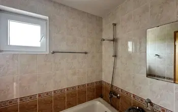 Auction image 3 bed flat