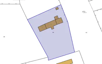 Auction image House