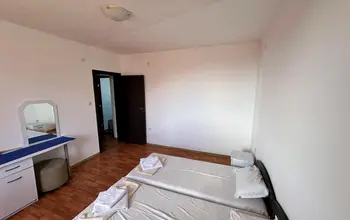 Auction image 2 bed flat