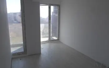 Auction image 2 bed flat