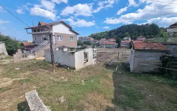 Auction image Villa, Chalet, Hut