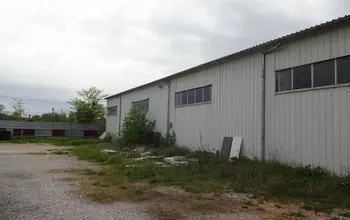 Auction image Warehouse