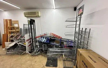 Auction image Shop