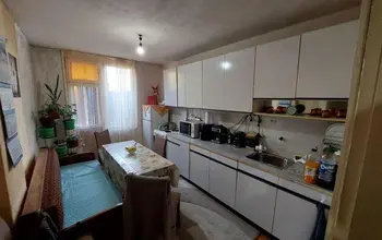 Auction image 2 bed flat
