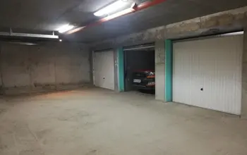 Auction image Garage, Parking
