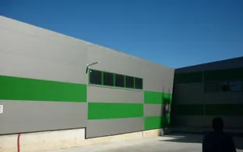 Auction image Factory, Manufacturing