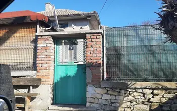 Auction image House