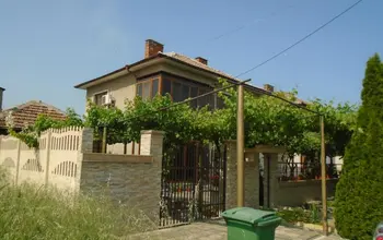 Auction image Къща