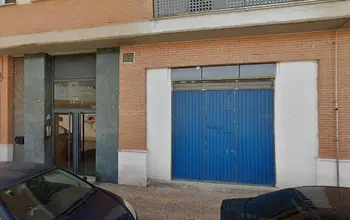 Auction image Garage